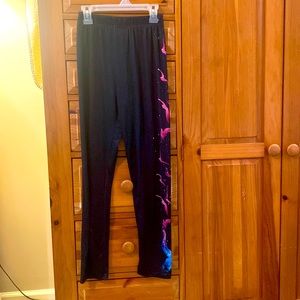 beautiful bird deign leggings